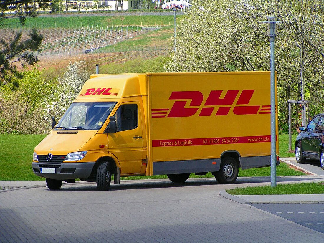 DHL Express Canada reinstates service after workers ratify labor deal